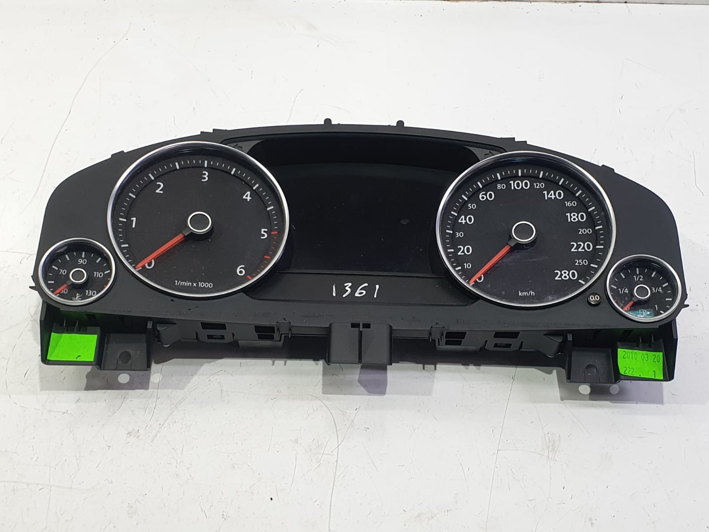 Ceasuri de bord 7p6920880d Volkswagen Touareg 2 (7P) (2010 - 2014)