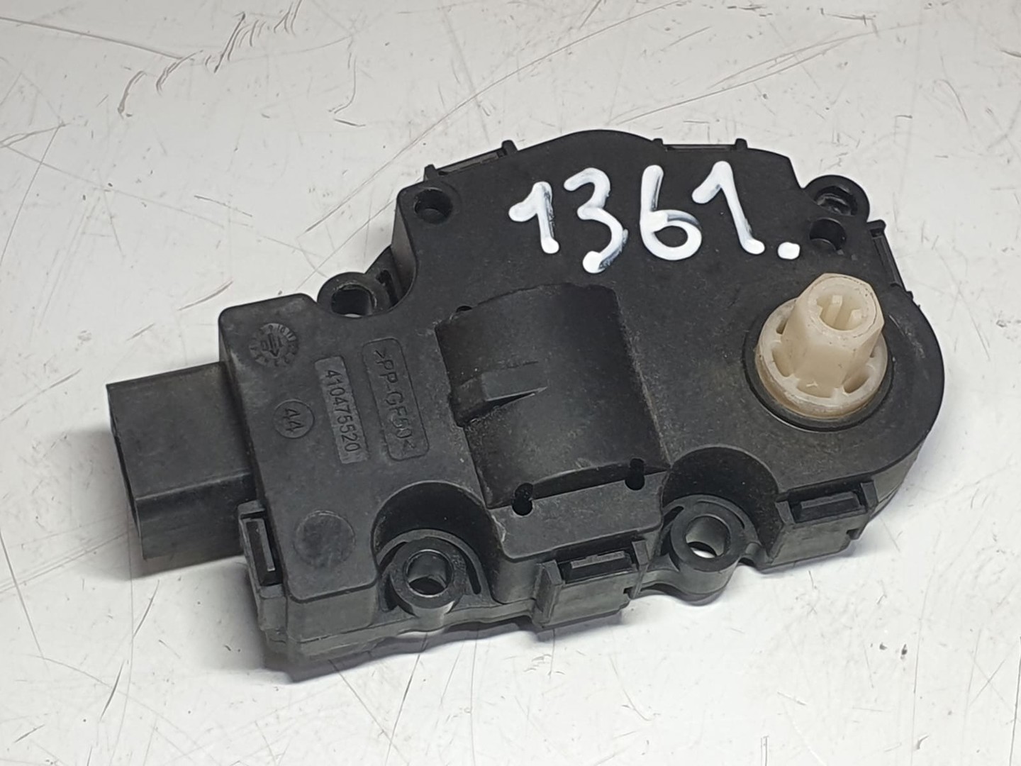 Motoras clapeta mixaj aer 410475520 52424892 Volkswagen Touareg 2 (7P) (2010 - 2014)