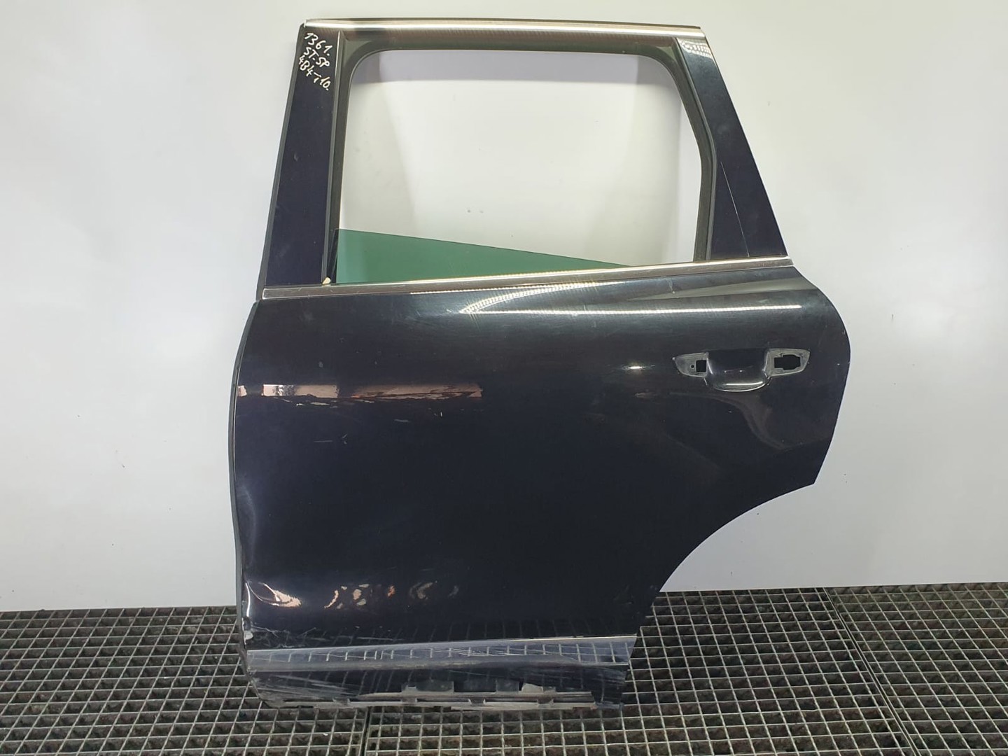 Usa stanga spate 7p0833311 Volkswagen Touareg 2 (7P) (2010 - 2014)