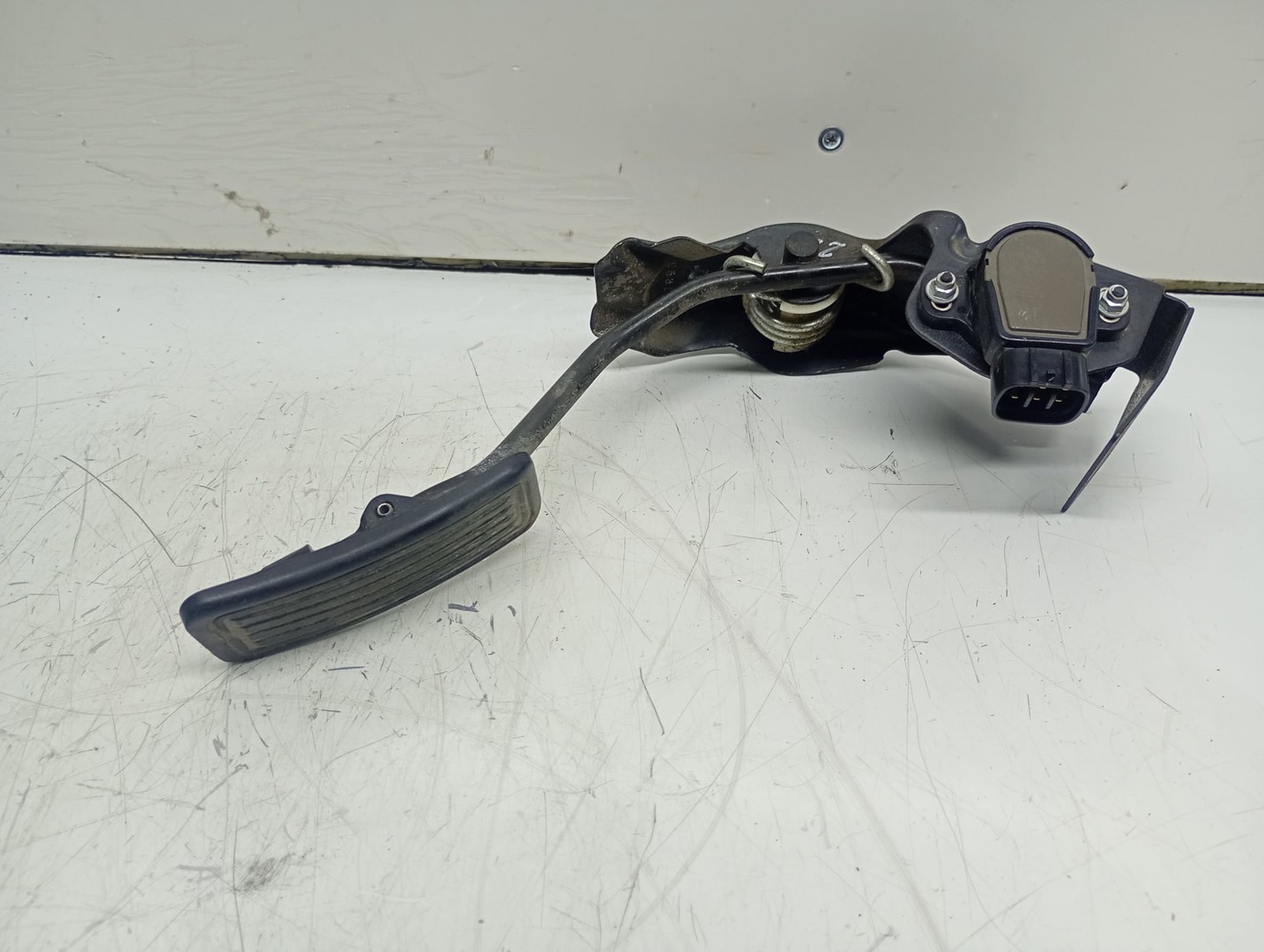 Pedala acceleratie 78111-35030 Toyota Avensis 2 T25 (2002 - 2006)