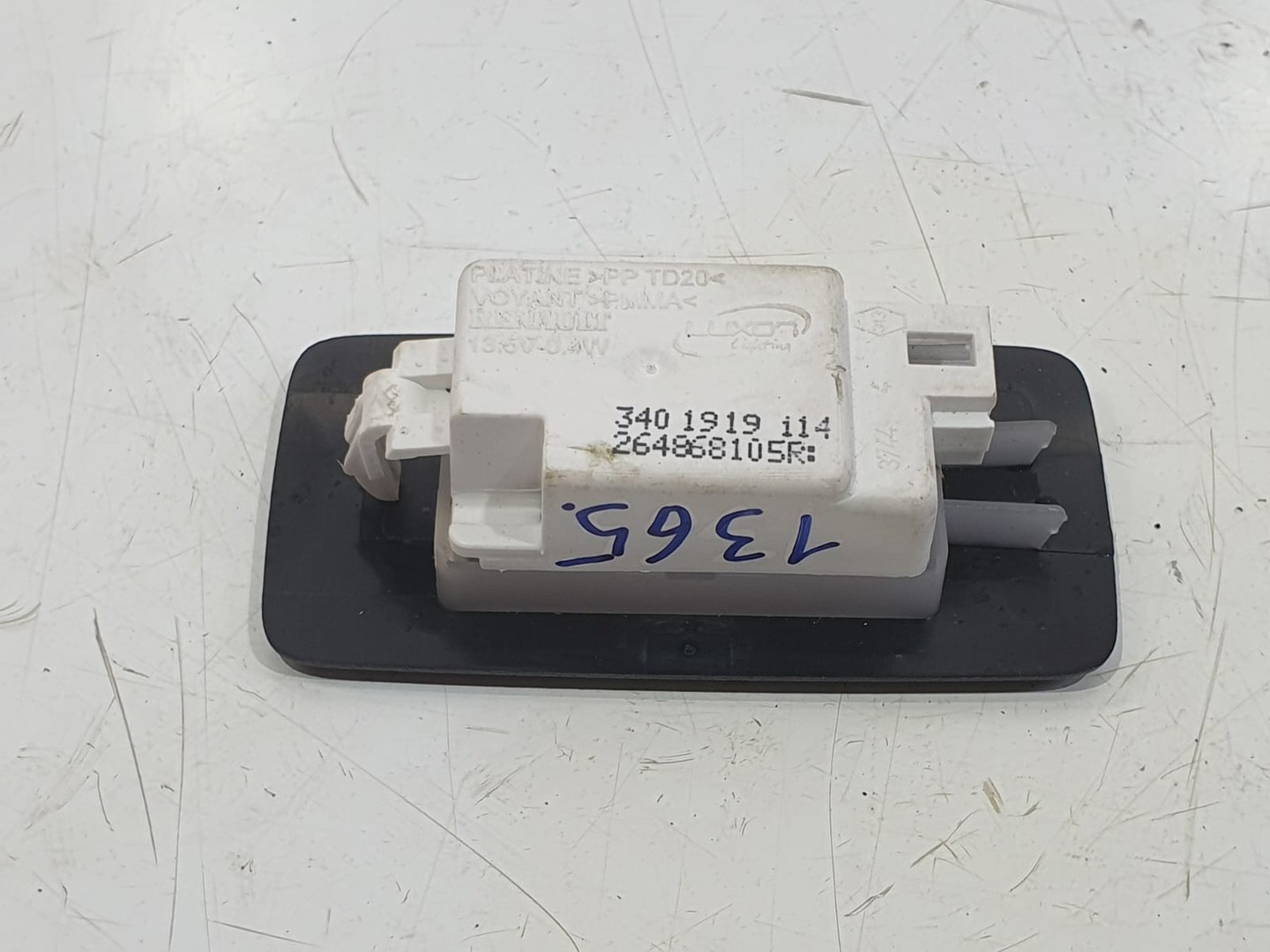 Lampa plafon 264868105r Renault Clio 5 (2019 - 2023)