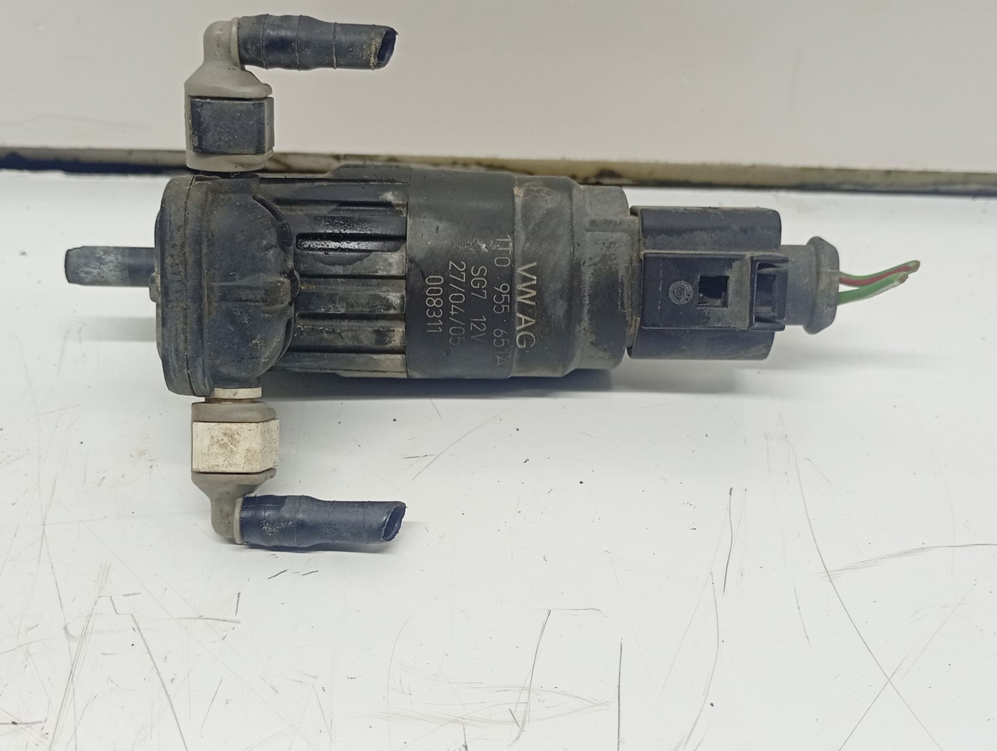 Pompa vas lichid parbriz 1T0955651A Volkswagen Golf 5 (2003 - 2009)