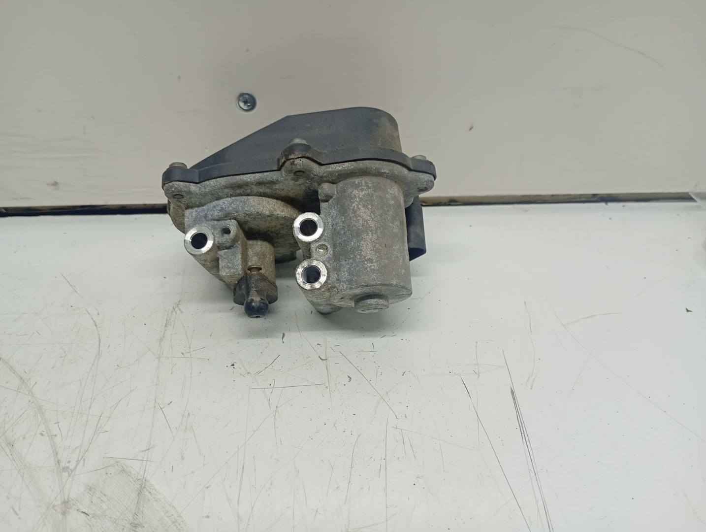 Motoras galerie admisie 03L129086 Audi A6 4F/C6 (2004 - 2008)