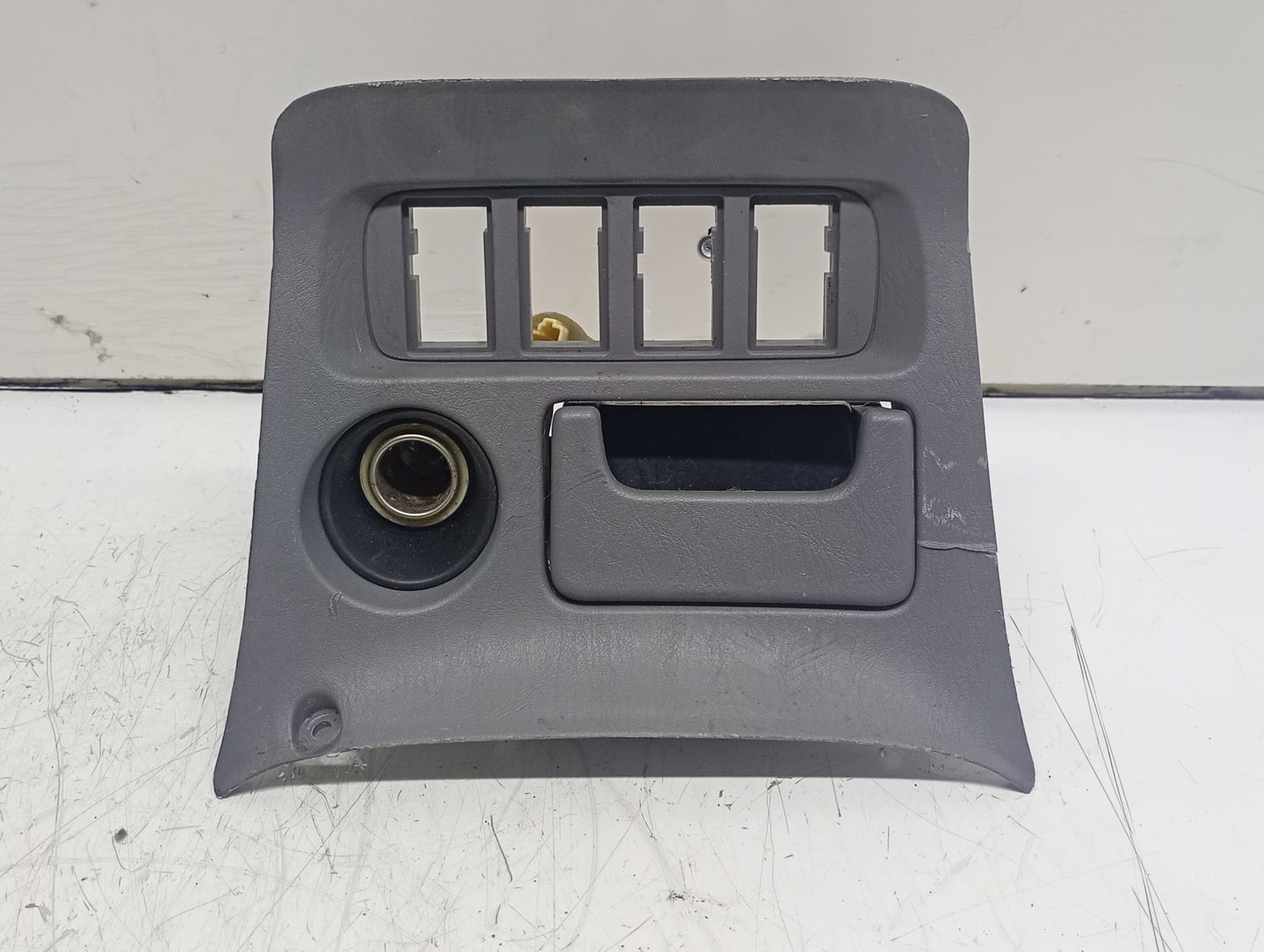 Scrumiera 55420-42010 Toyota RAV4 2 (2000 - 2003)