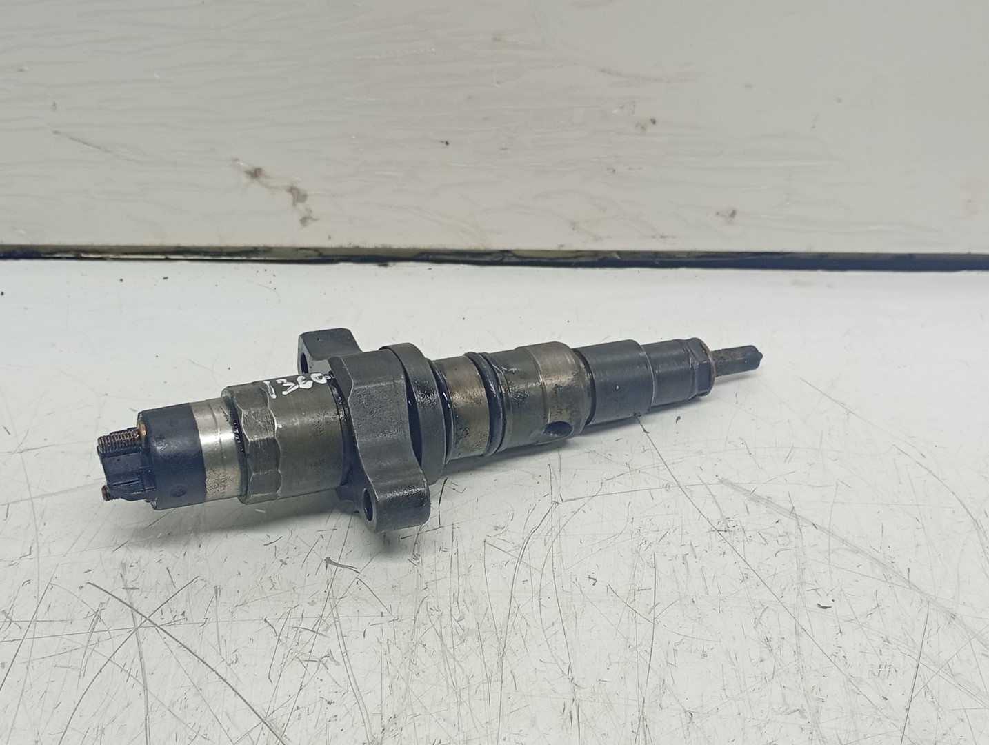 Injector 2830957 0445120007 IVECO Eurocargo 2 (2002 - 2015)