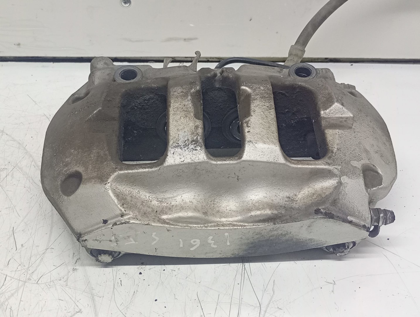 Etrier stanga spate 7p0615423 Volkswagen Touareg 2 (7P) (2010 - 2014)