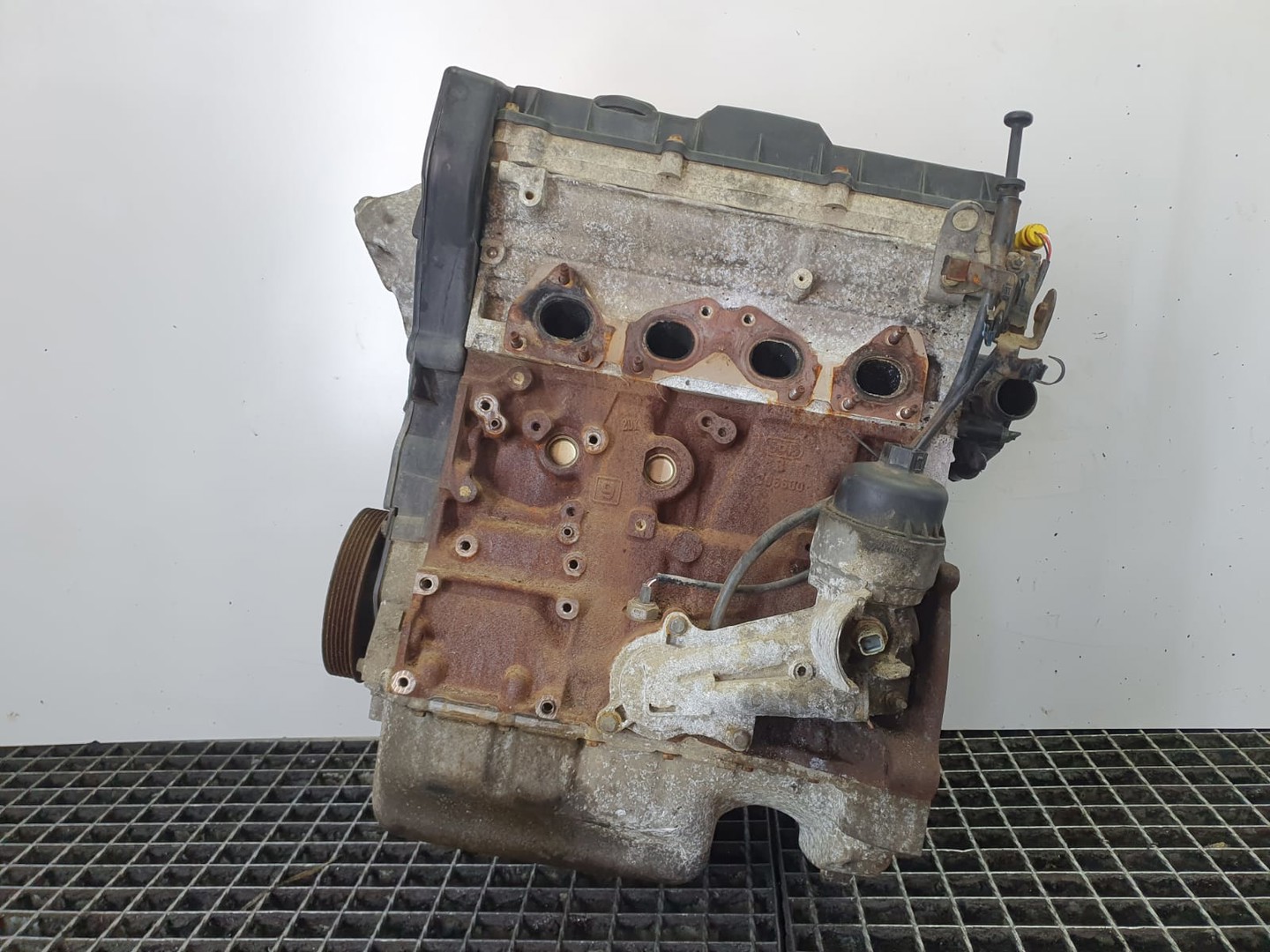 Motor complet fara anexe NFU FX6N Citroen C4 1 (2004 - 2008)