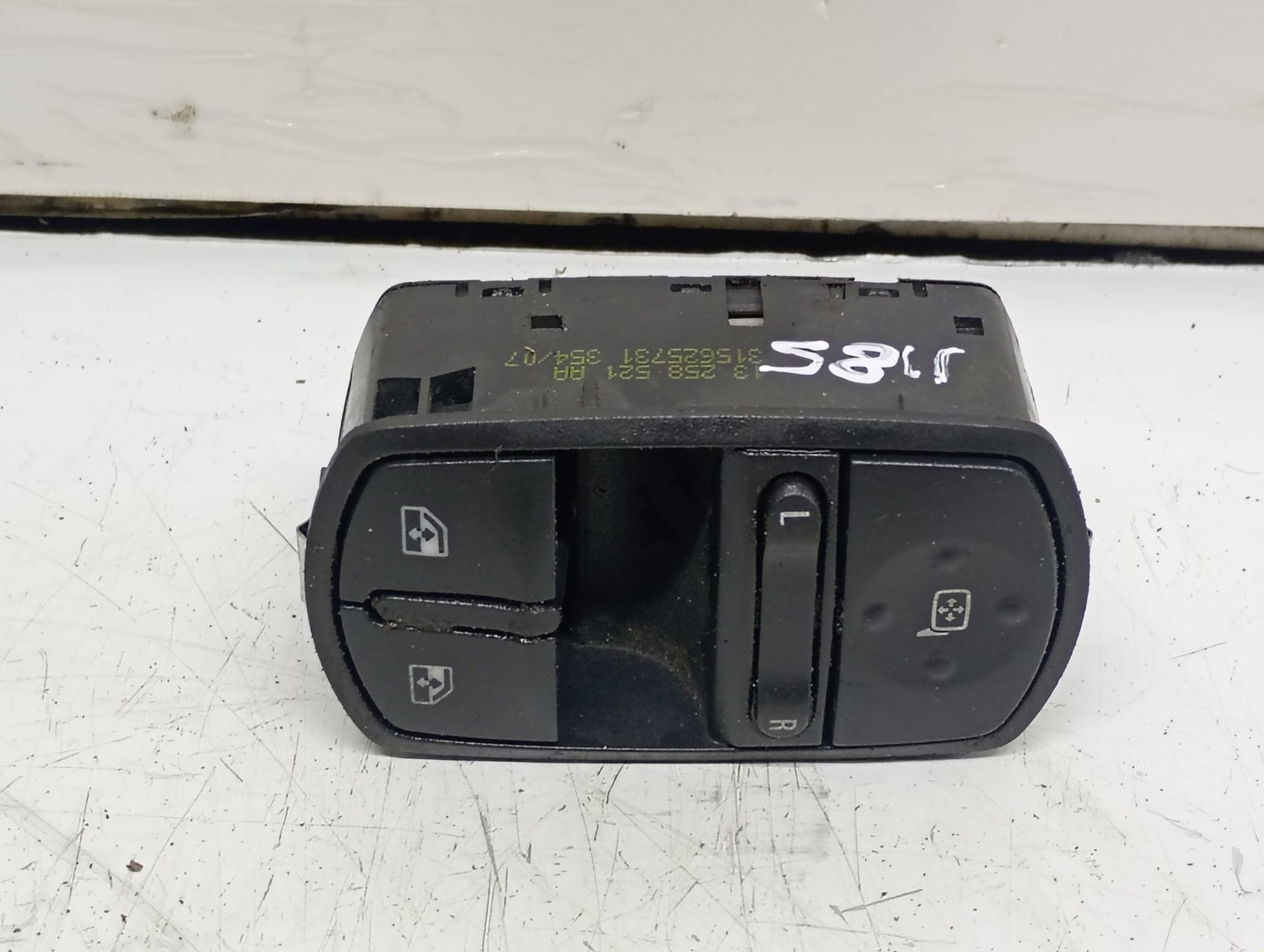 Panou comanda geamuri 13258521AA Opel Corsa D (2006 - 2011)