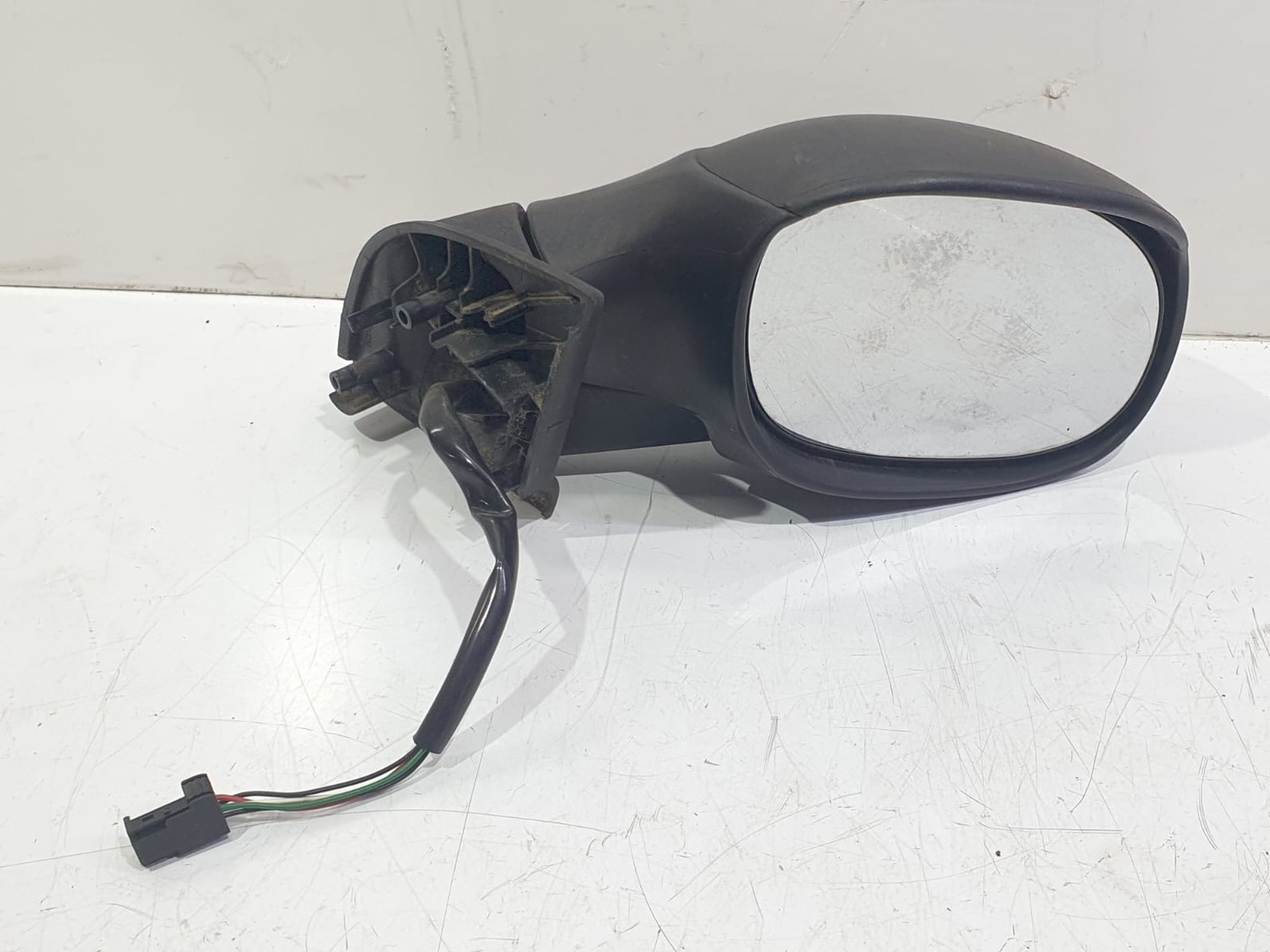 Oglinda dreapta e4045069 Citroen C3 1 (2002 - 2010)