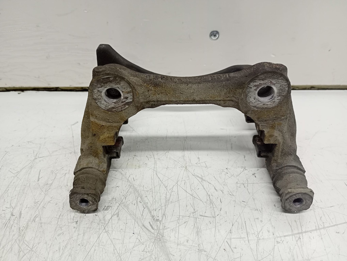 Suport etrier L98830 Renault Clio 5 (2019 - 2023)