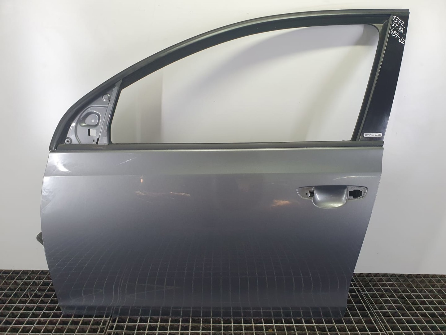 Usa stanga fata 5k4831311 Volkswagen Golf 6 (2008 - 2015)