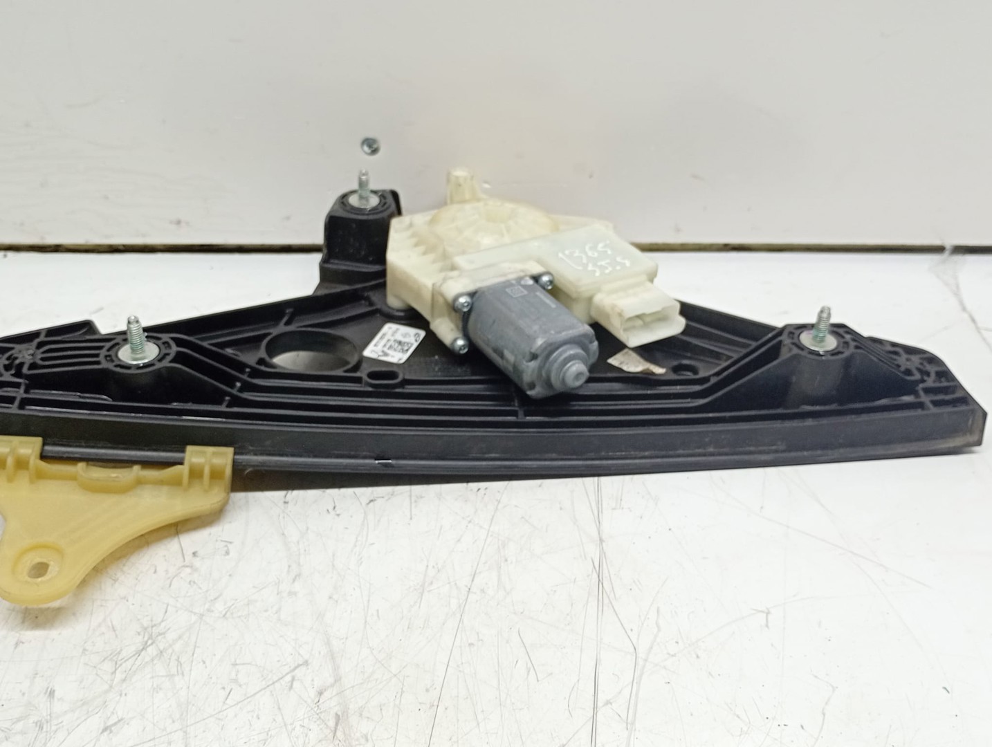 Macara geam stanga fata 827217837R-A Renault Clio 5 (2019 - 2023)