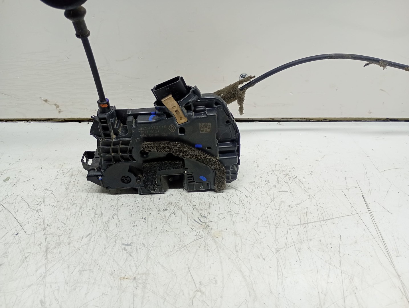 Broasca dreapta spate 825007311R Renault Clio 5 (2019 - 2023)