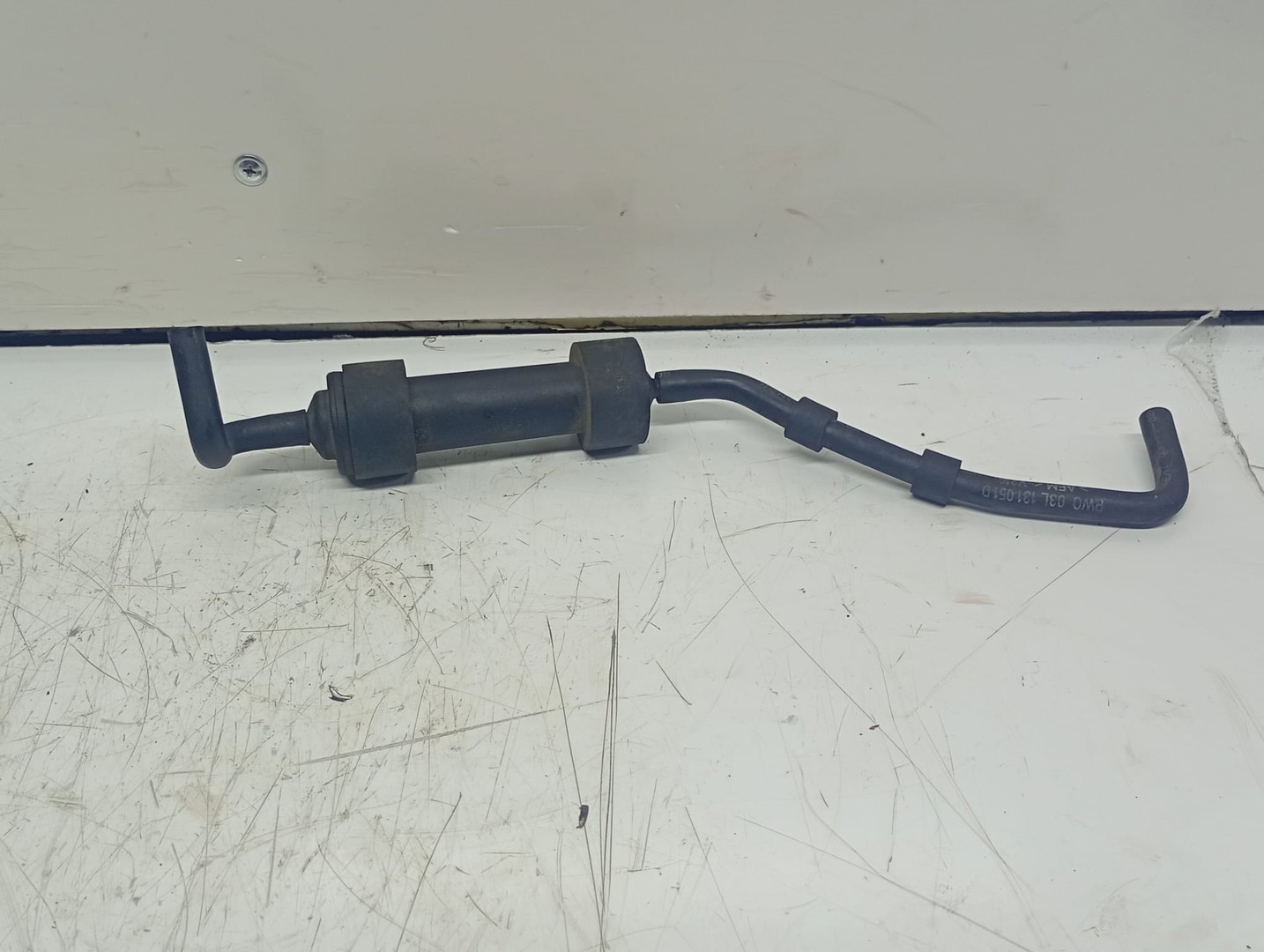 Supapa vacuum 03G129808C Volkswagen Passat B6 (2005 - 2010)