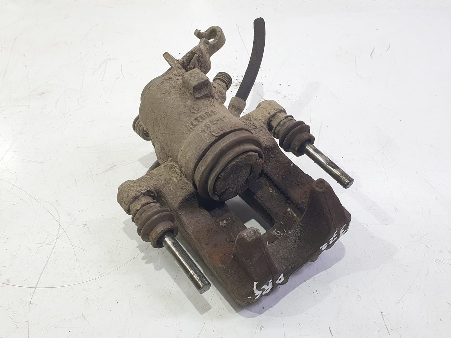 Etrier dreapta spate Volkswagen Golf 6 (2008 - 2015)
