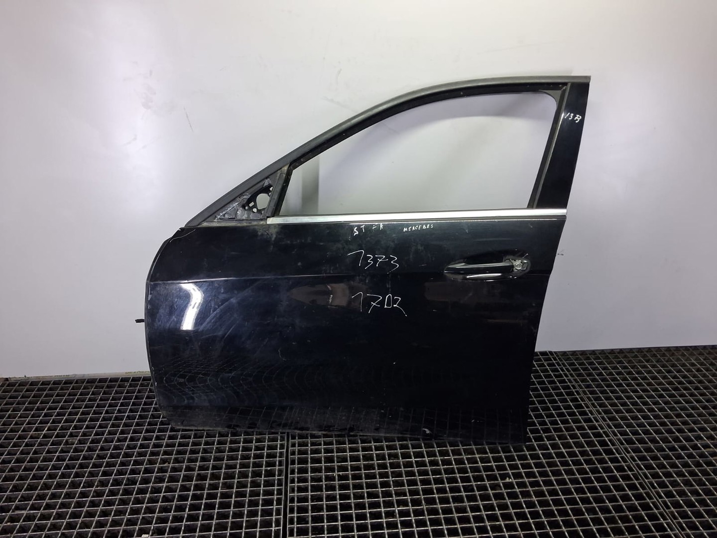 Usa stanga fata Mercedes Benz E-Class W212 (2009 - 2013)