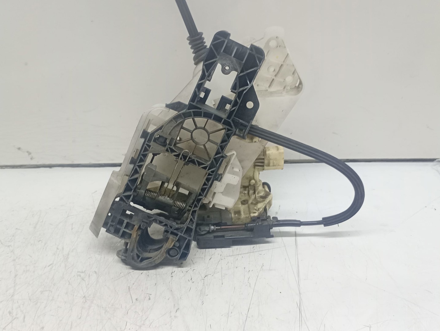 Broasca dreapta spate 3C4839016A Volkswagen Passat B6 (2005 - 2010)