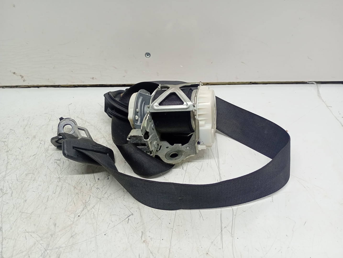 Centura siguranta spate 34088404c Mercedes Benz E-Class W212 (2009 - 2013)