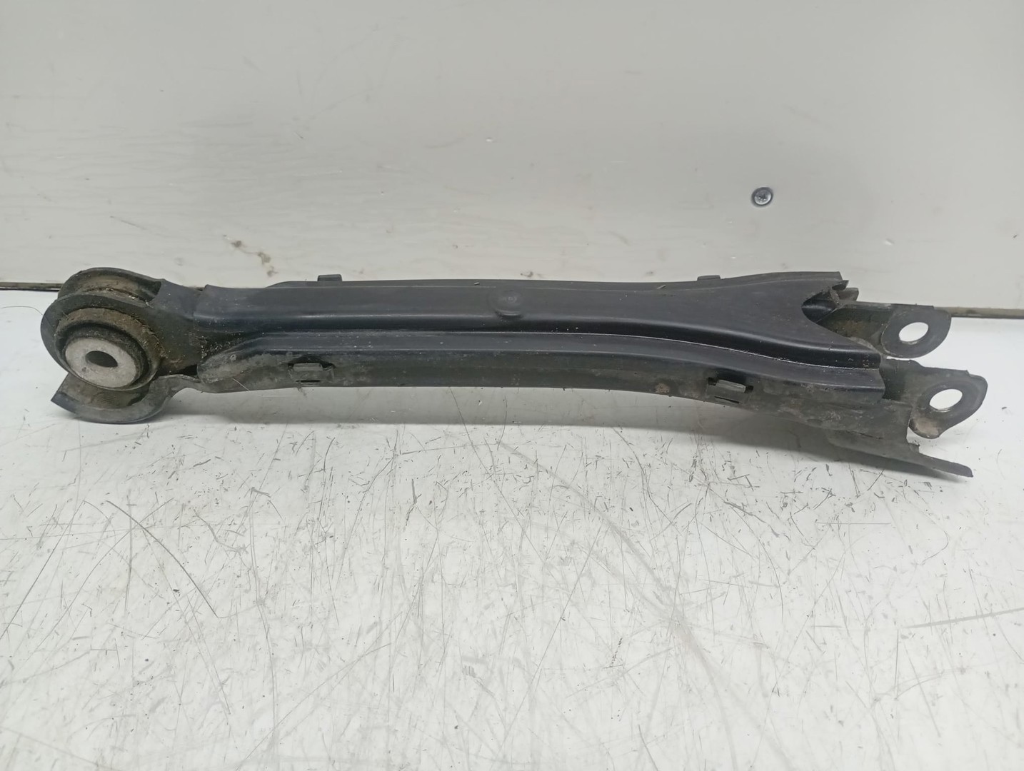 Brat suspensie spate Mercedes Benz C-Class W205/S205/C205 (2014 - 2018)