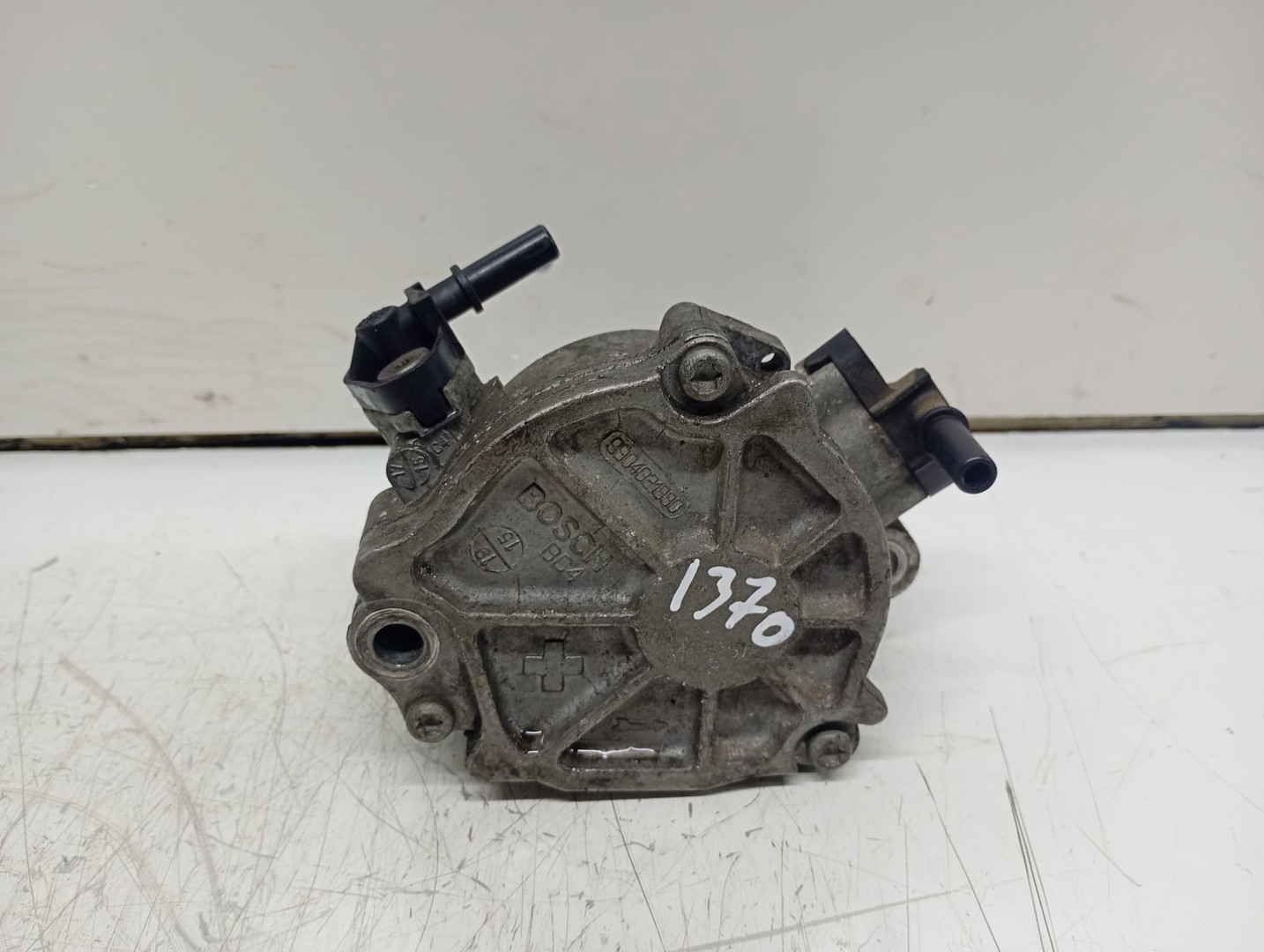 Pompa vacuum 9804021880 Peugeot 508 1 (facelift) (2014 - 2020)