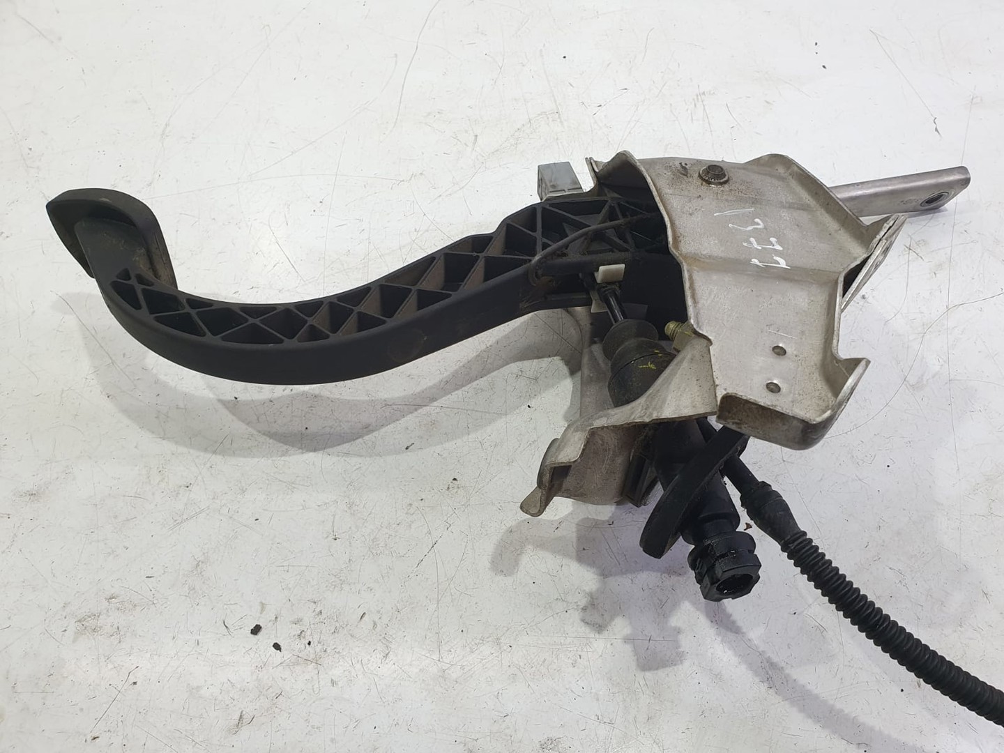 Pedala ambreiaj 9156593 Opel Combo C (2001 - 2005)