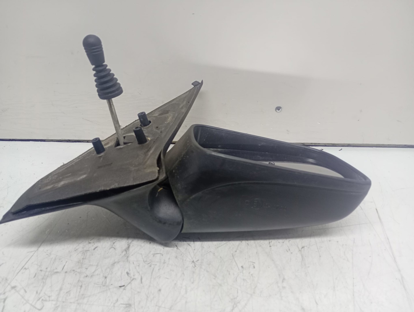 Oglinda dreapta E11015720 Opel Astra G (1998 - 2009)