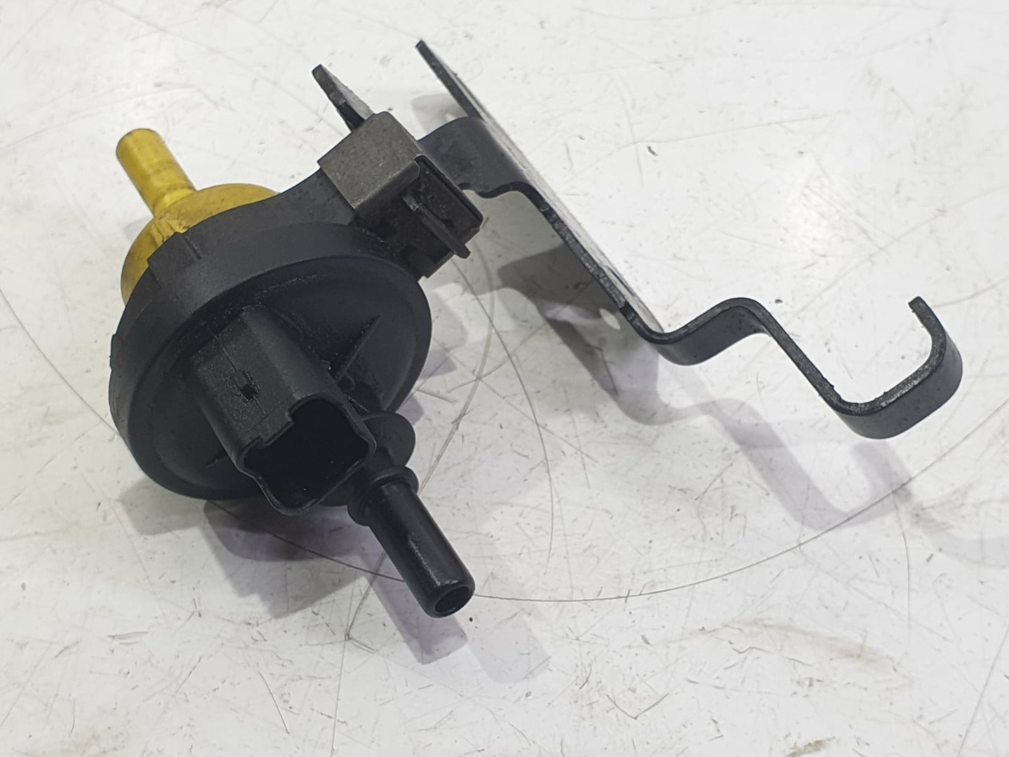 Electrovalva vacuum 149326903r Renault Clio 5 (2019 - 2023)