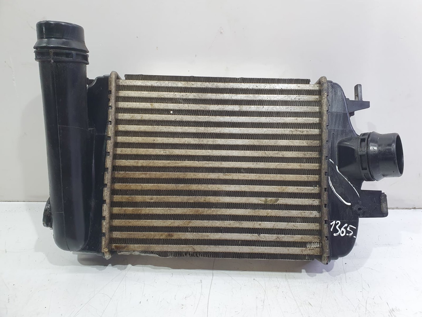 Radiator intercooler 144966668r Renault Clio 5 (2019 - 2023)