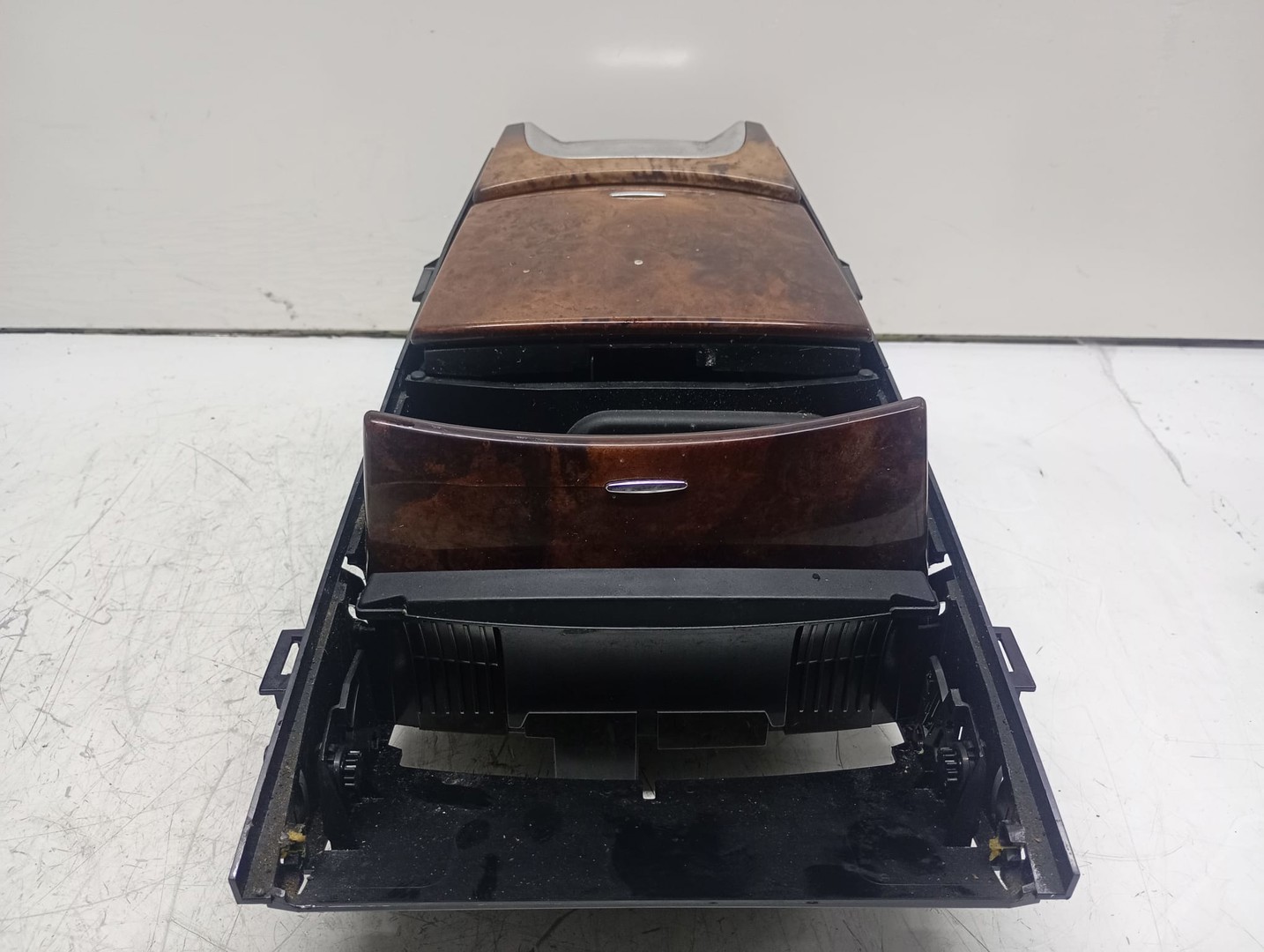 Consola centrala A2516802514 Mercedes Benz R-Class W251 (2005 - 2010)
