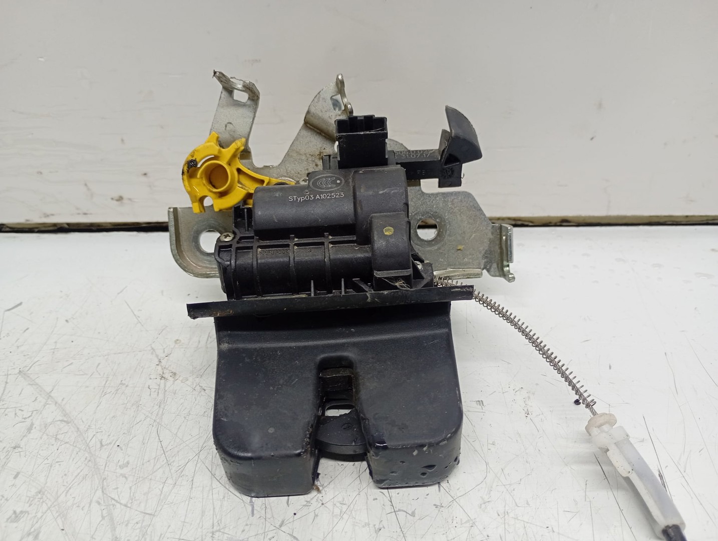 Broasca haion 4M0827506 Skoda Superb 3 (2015 - 2020)
