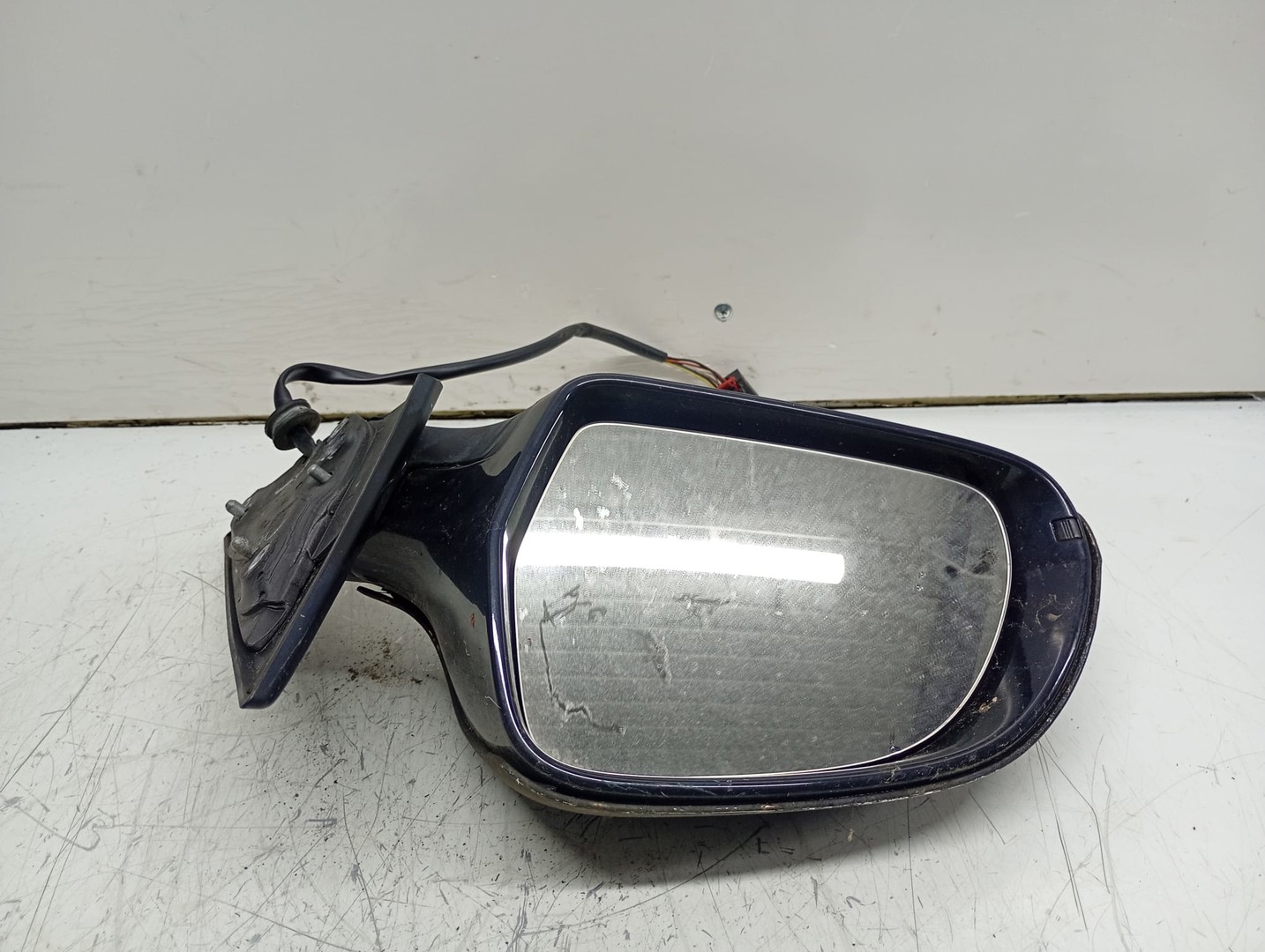 Oglinda stanga E1020931 Audi A4 B8/8K (2007 - 2011)