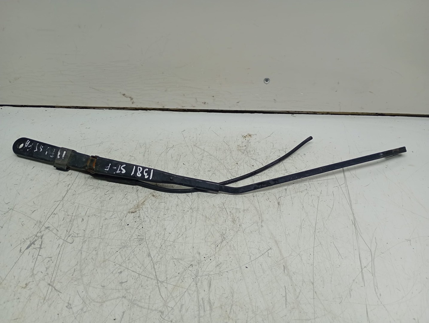 Brat stergator parbriz stanga 8200072778 Renault Master 2 (facelift) (2004 - 2011)
