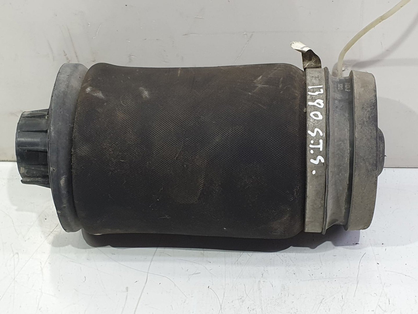 Perna aer spate Mercedes Benz ML W164 (2005 - 2008)