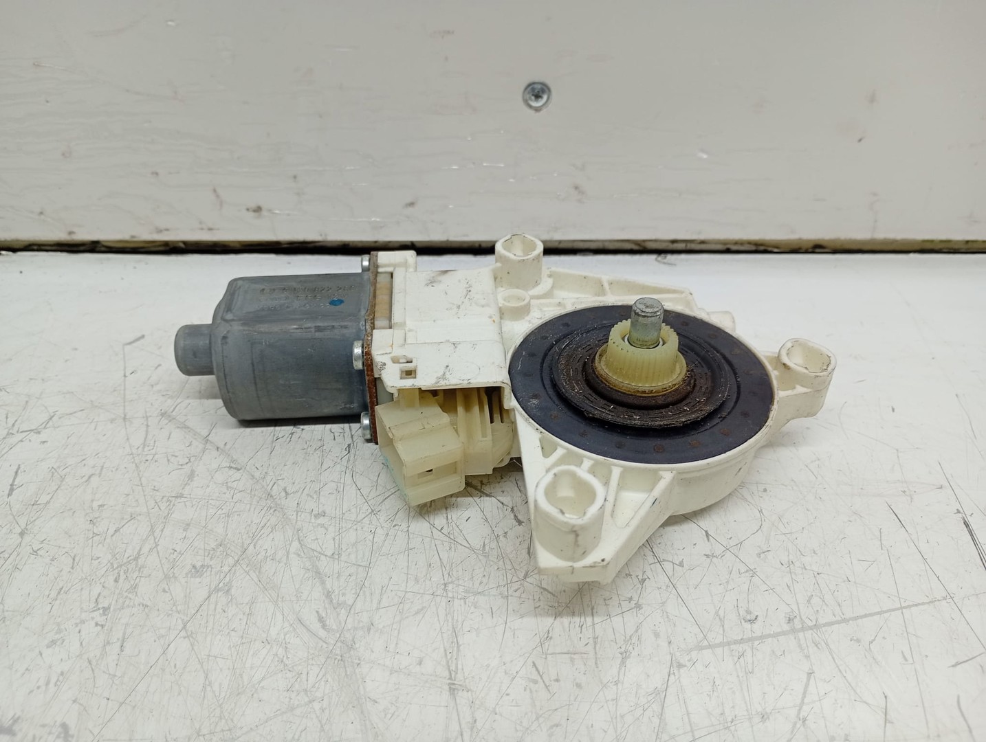Motoras geam dreapta spate 0130822280 Mercedes Benz ML W164 (2005 - 2008)