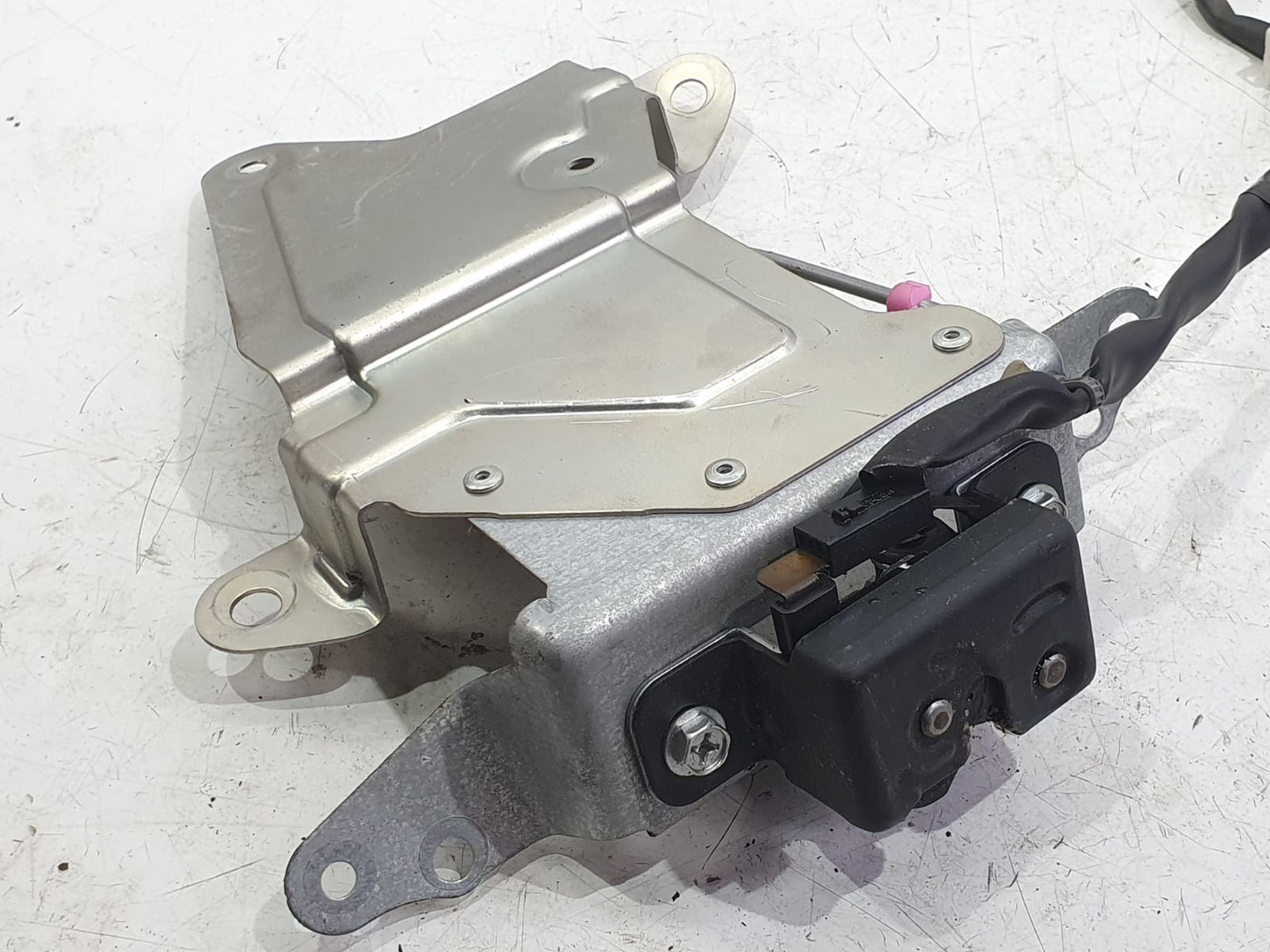 Broasca haion 905504x00a 240514x00a Nissan Pathfinder R51 (2004 - 2010)