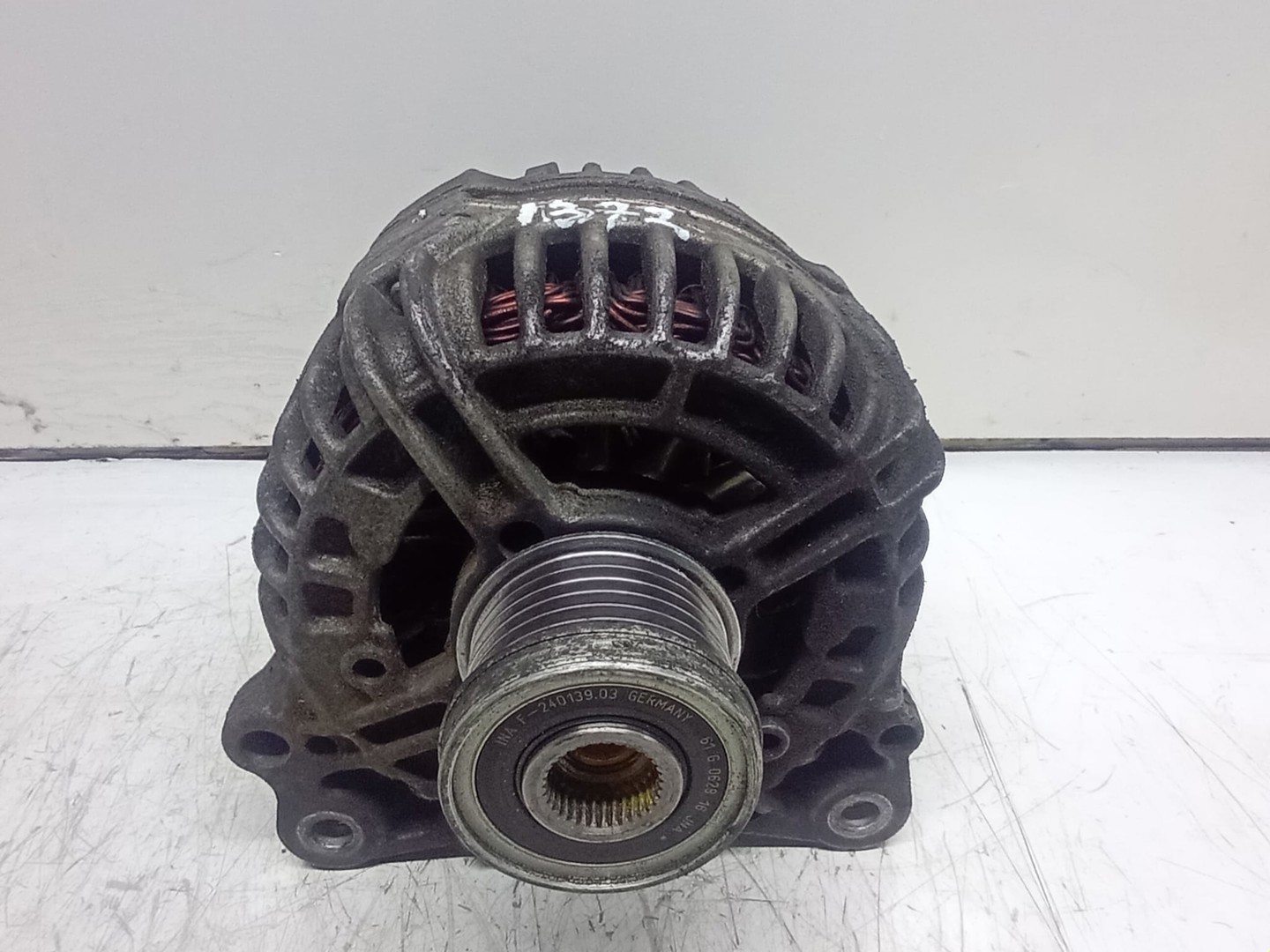 Alternator 03c903023A 0124525093 Volkswagen Golf 6 (2008 - 2015)