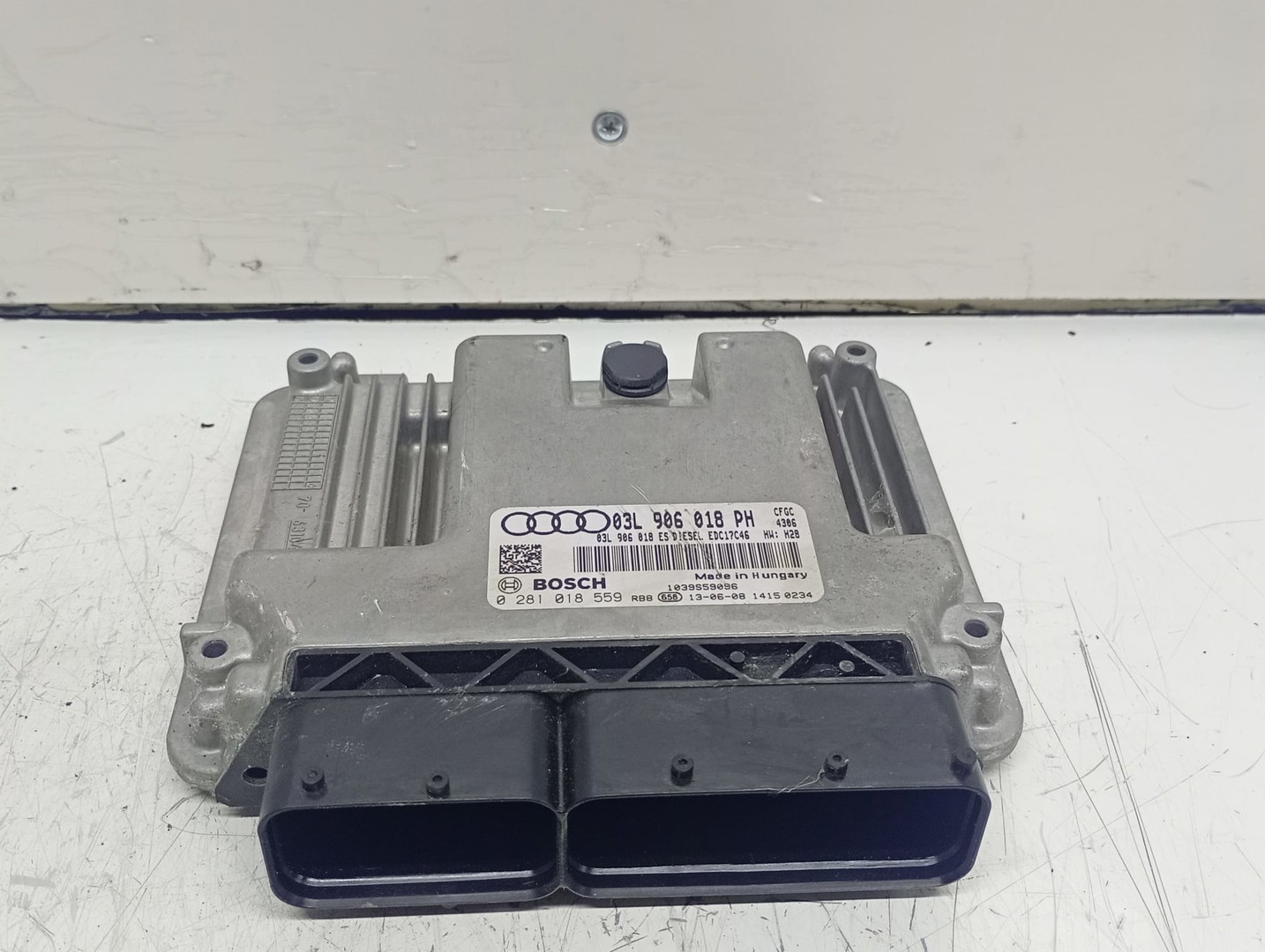 Calculator motor ECU 03l906018ph Audi Q3 8U (2011 - 2014)