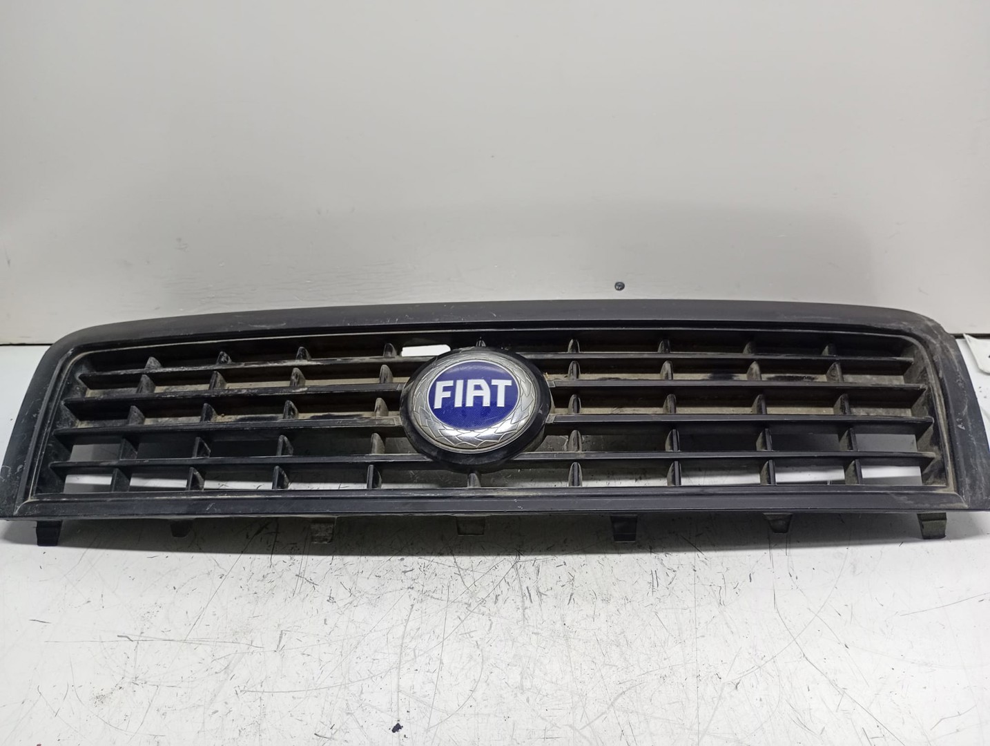 Grila bara fata 735395576 Fiat Doblo 1 (facelift) (2005 - 2009)