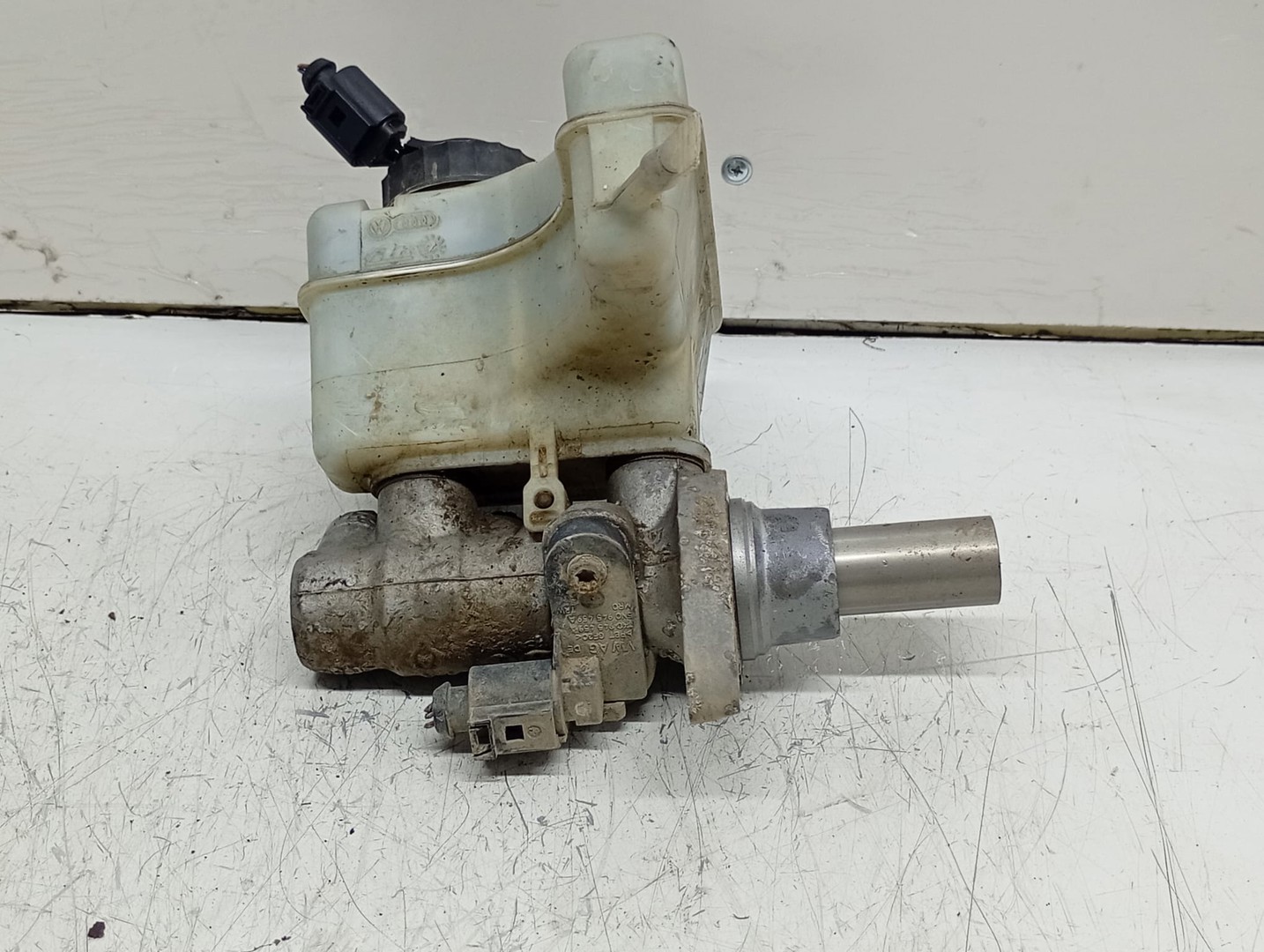 Pompa frana 3C1611301 Volkswagen Passat B6 (2005 - 2010)