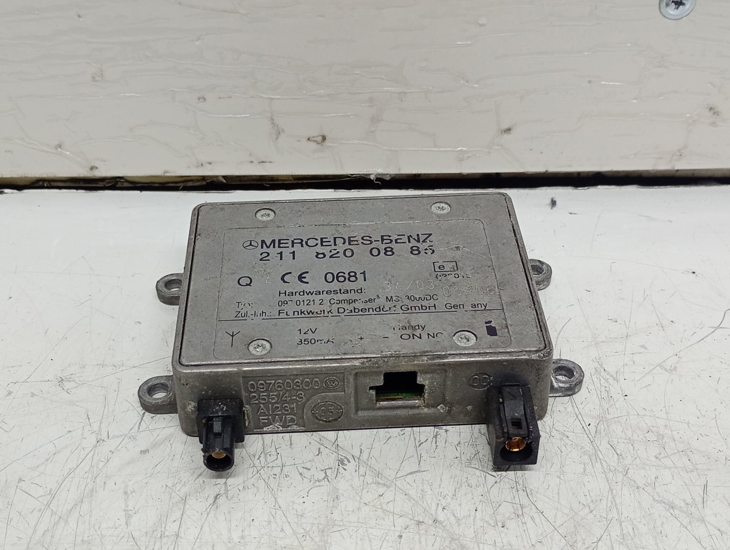Amplificator antena 2118200885 Mercedes Benz R-Class W251 (2005 - 2010)