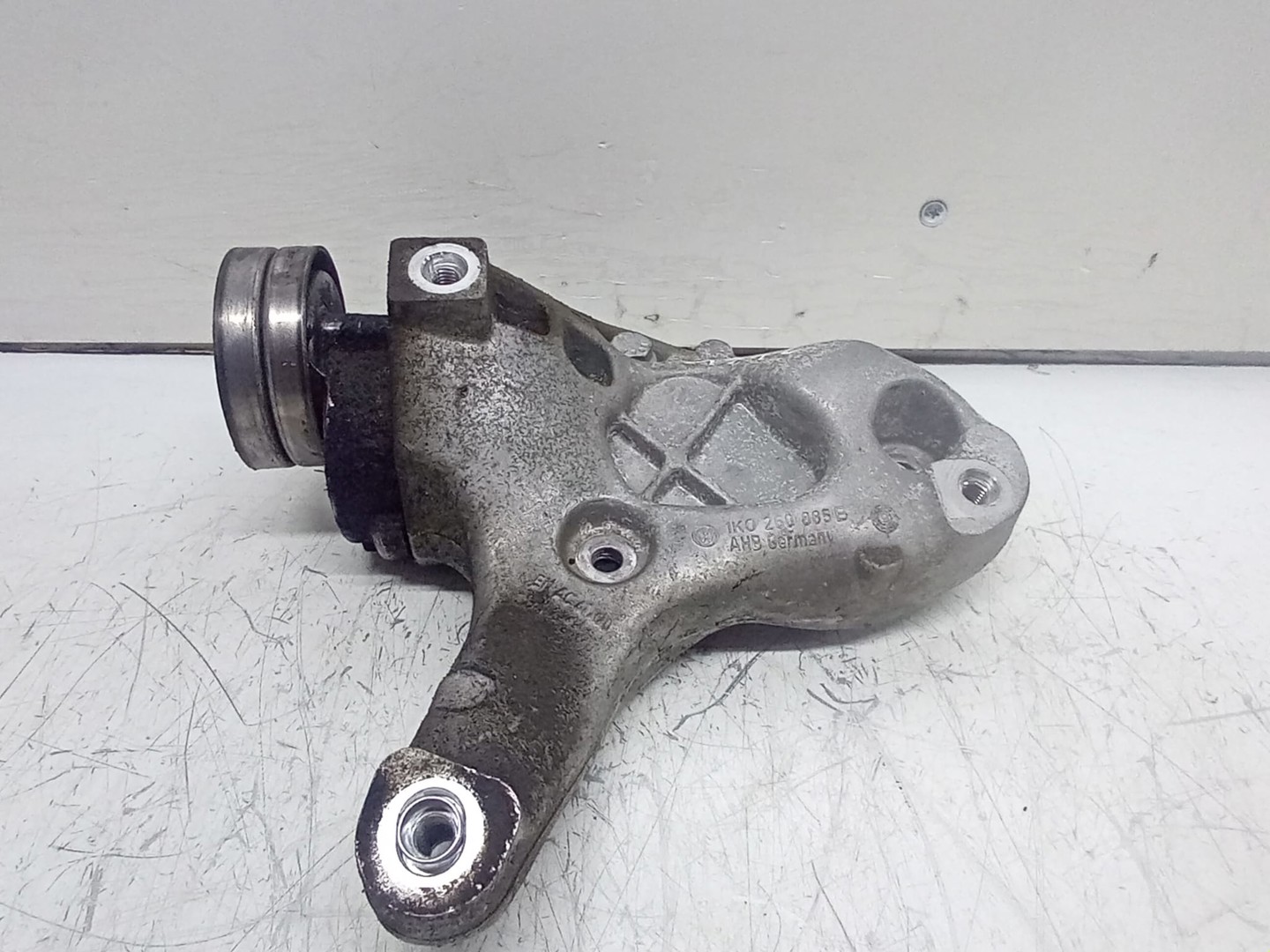 Suport accesorii 1k0260885 Volkswagen Golf 6 (2008 - 2015)