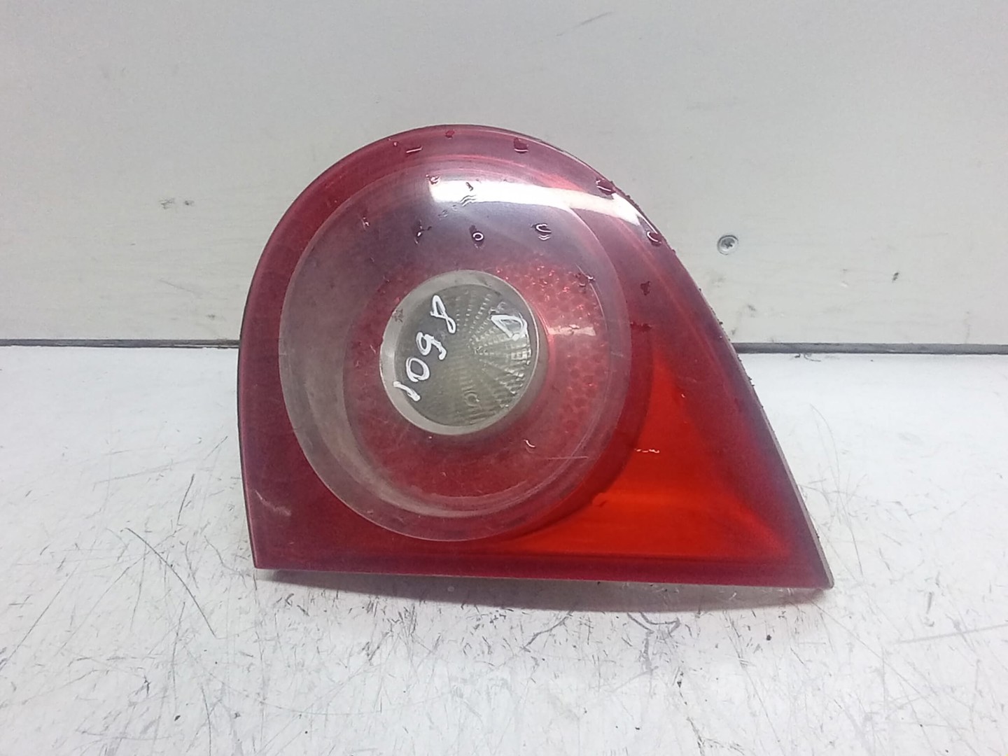 Stop dreapta haion 1k6945094E Volkswagen Golf 5 (2003 - 2009)