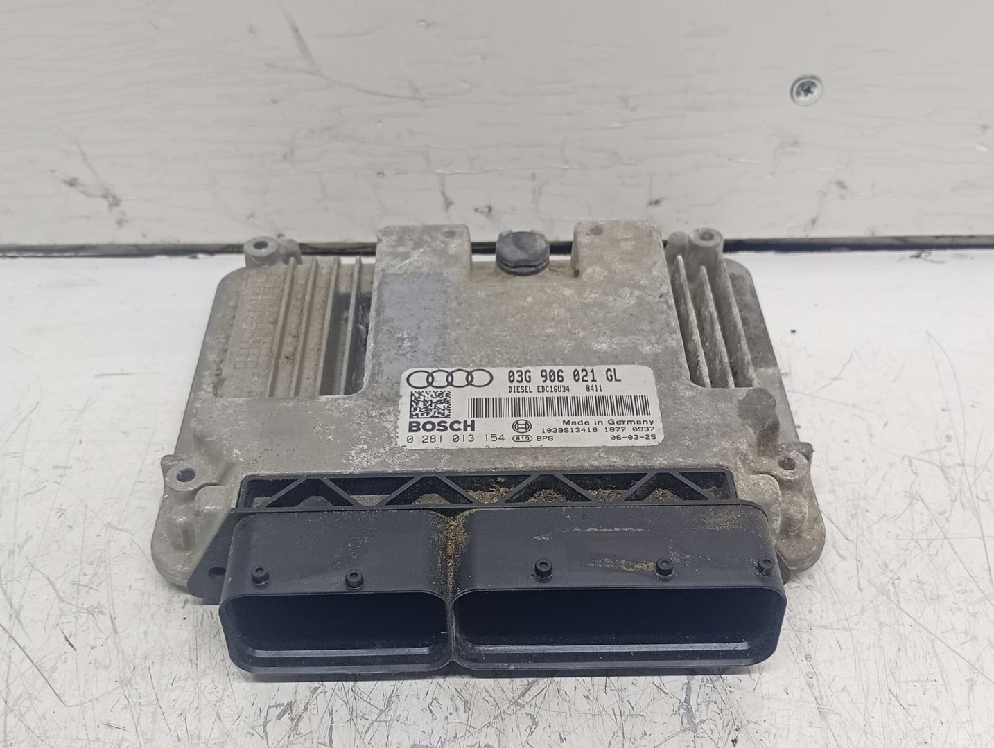 Calculator motor ECU 03G906021GL Audi A3 8P/8PA (facelift) (2004 - 2008)