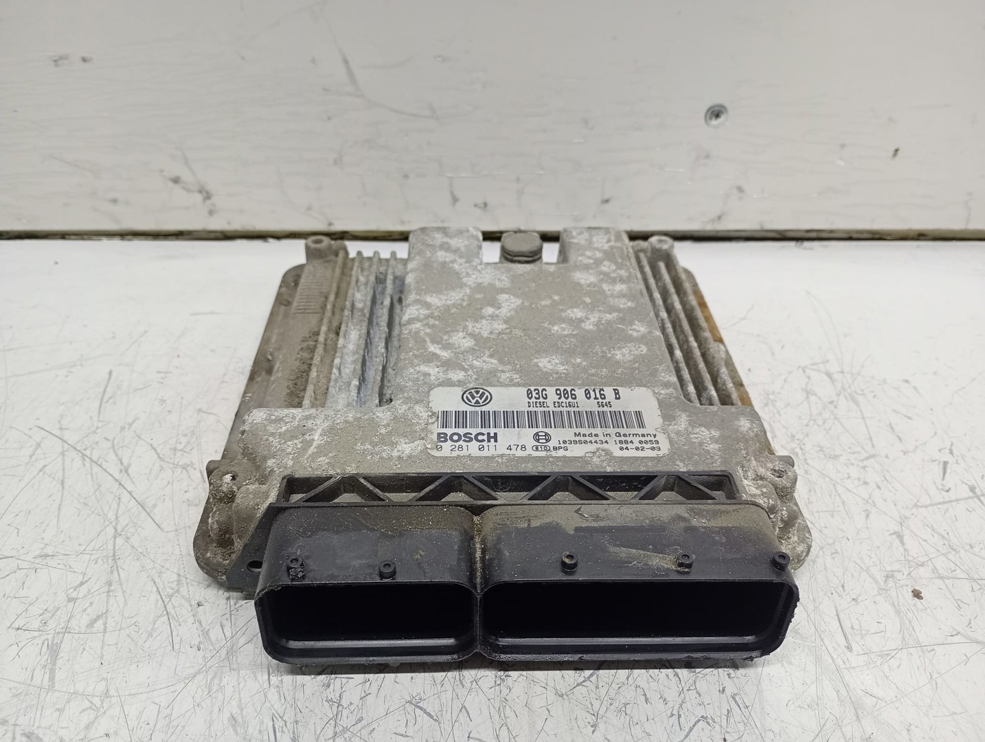 Calculator motor ECU 03G906016B Volkswagen Golf 5 (2003 - 2009)
