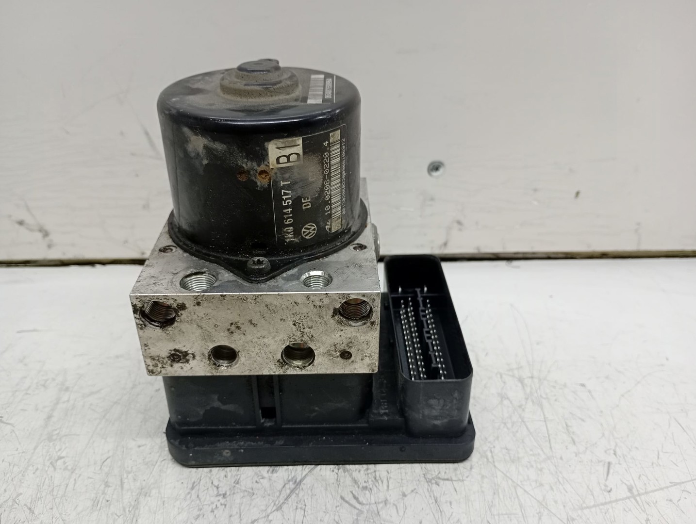 Pompa ABS 1K0614517T 100206-02204 Audi A3 8P (2003 - 2005)