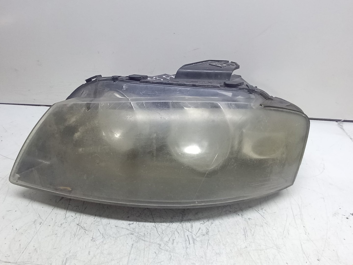 Far stanga 13052357 Audi A3 8P/8PA (facelift) (2004 - 2008)