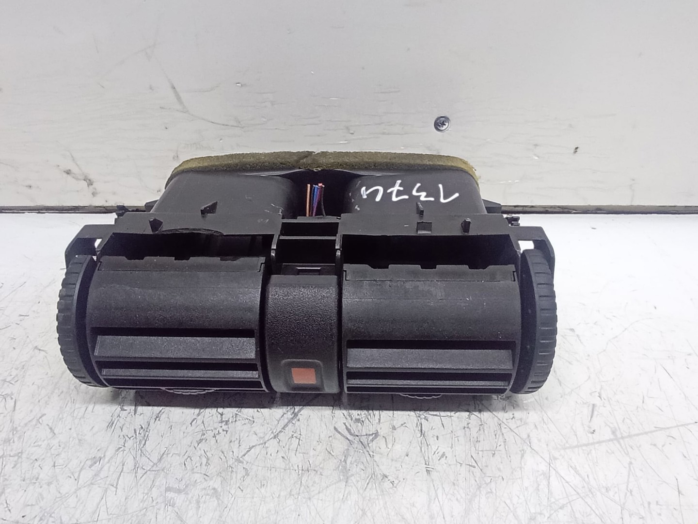 Grila ventilatie 90560344 Opel Astra G (1998 - 2009)