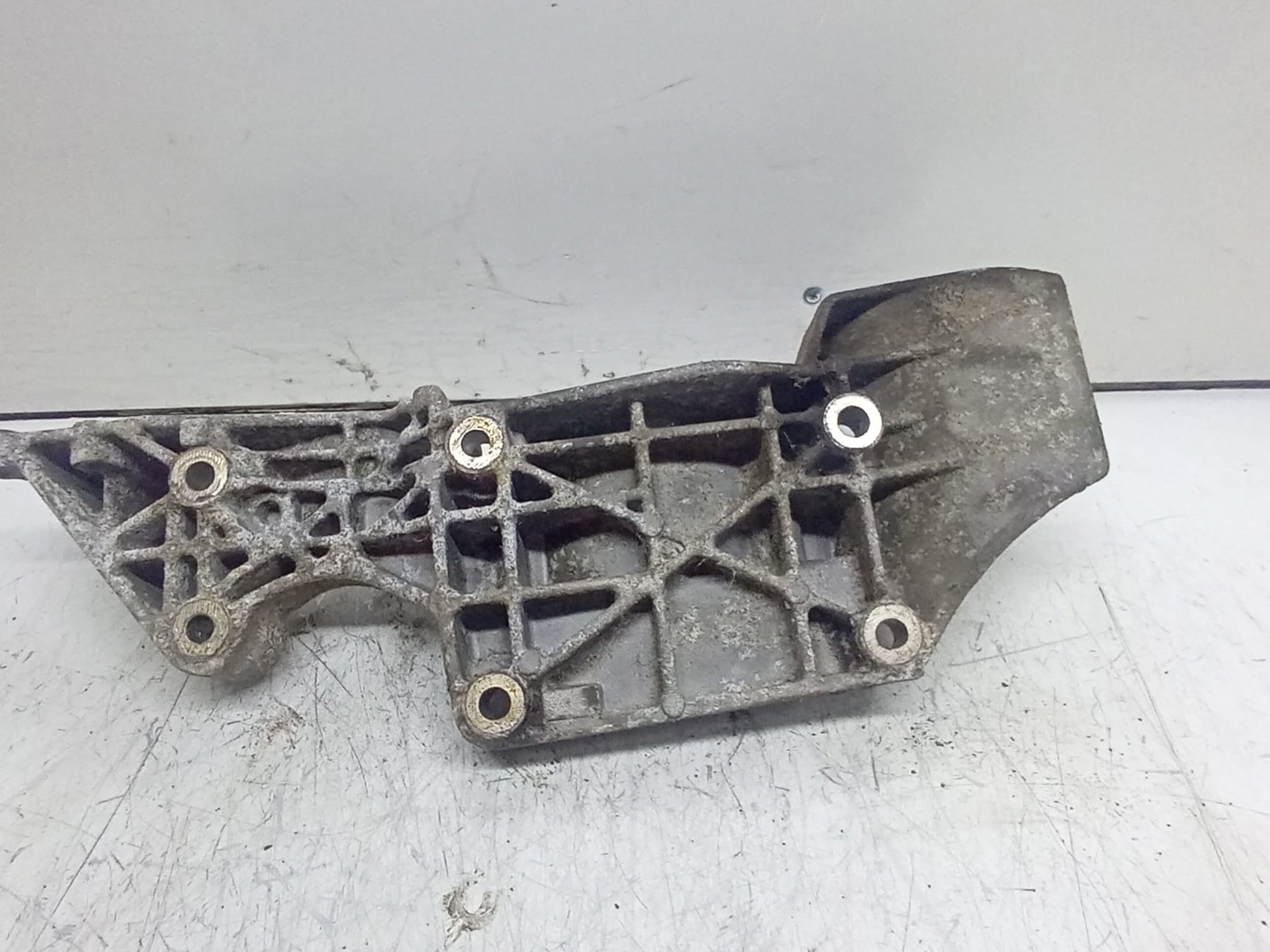 Suport accesorii 06A903143P Volkswagen Sharan 1 (facelift) (2000 - 2003)