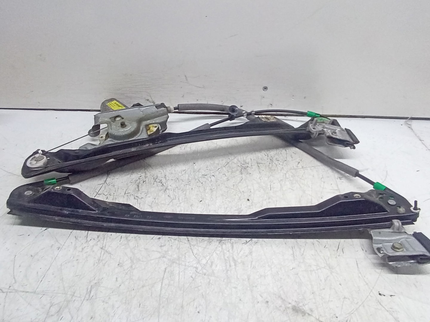 Macara geam dreapta fata XS41-23200 Ford Focus 1 (1999 - 2004)