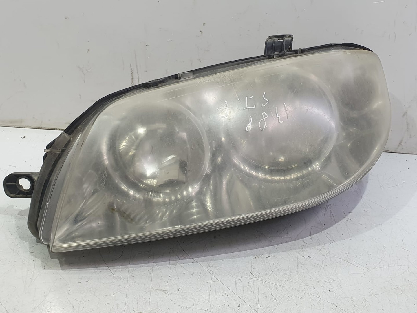 Far stanga 89101064-sx Fiat Punto 2 (facelift) (2003 - 2009)